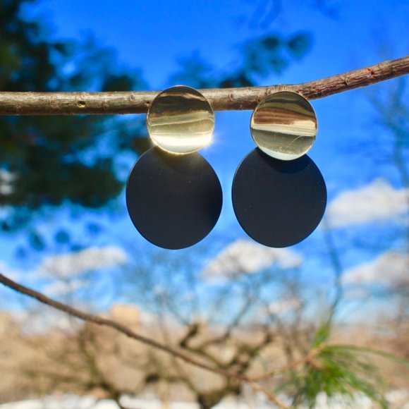 Geometric Layered Round Disk Drop Dangle Earrings - Picture 3 of 9